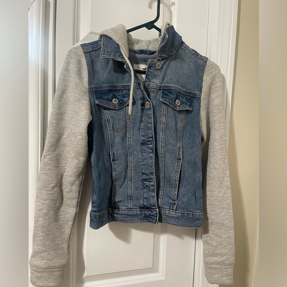 Hollister Jacket - Picture 1 of 3